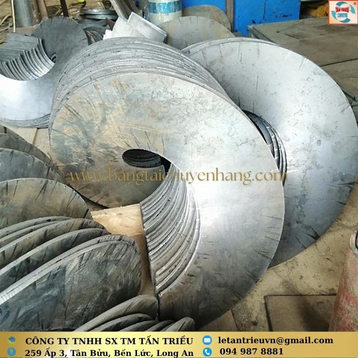 Gia Công Cánh Vít Tải